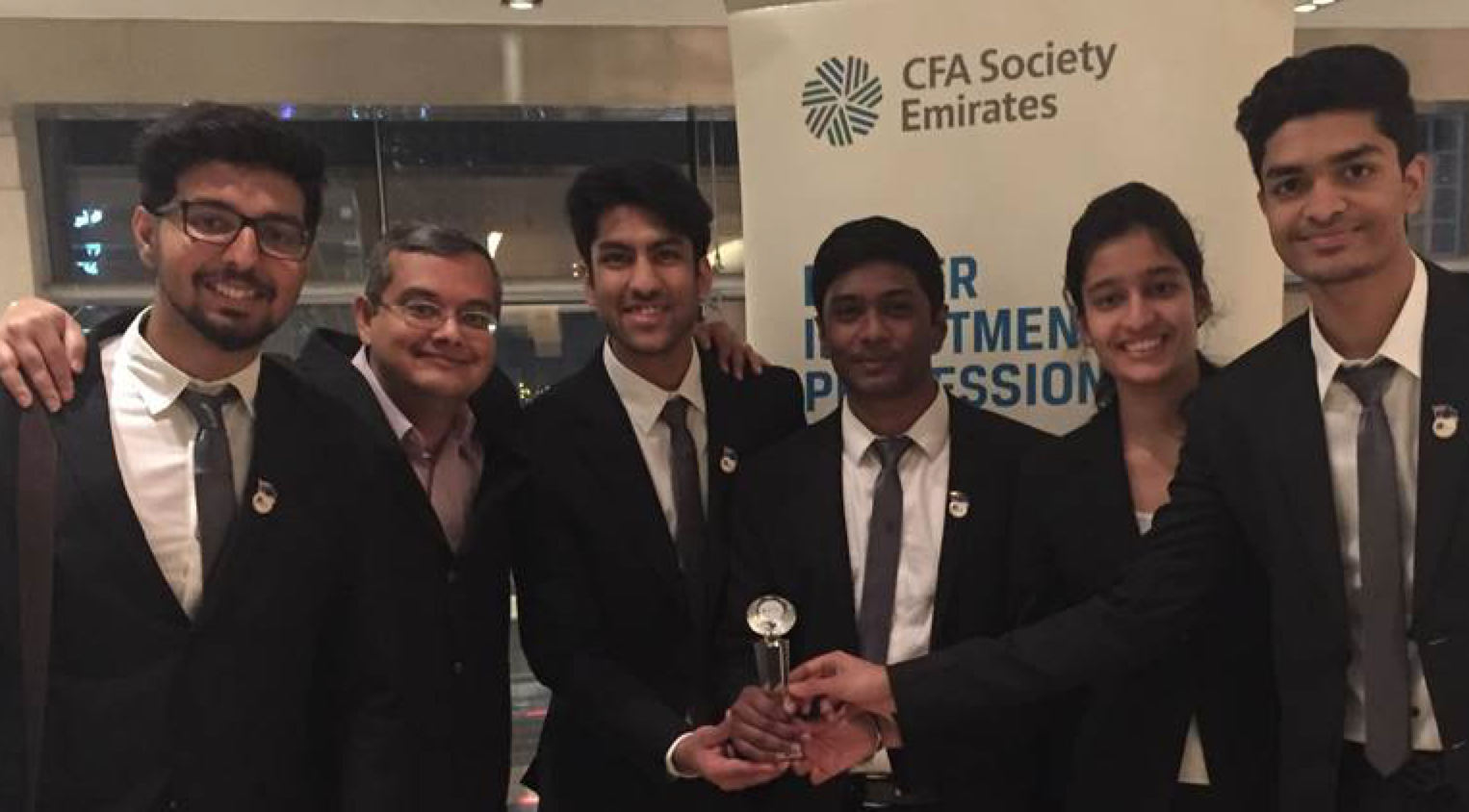 Winning Jags from left: Ganeshram, Prof Arindam, Kunal, Sai Kartheek, Lavena and Aadit